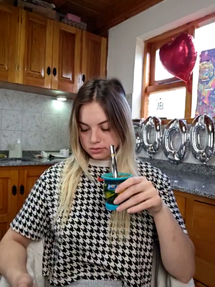 Elnonoykeila77