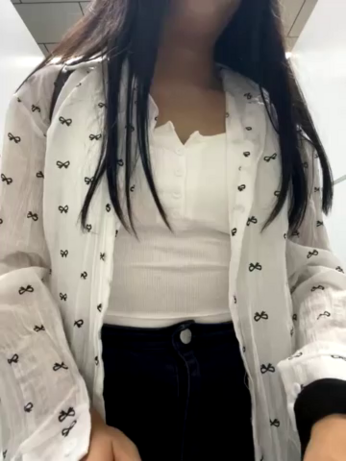 Asia-Lynn