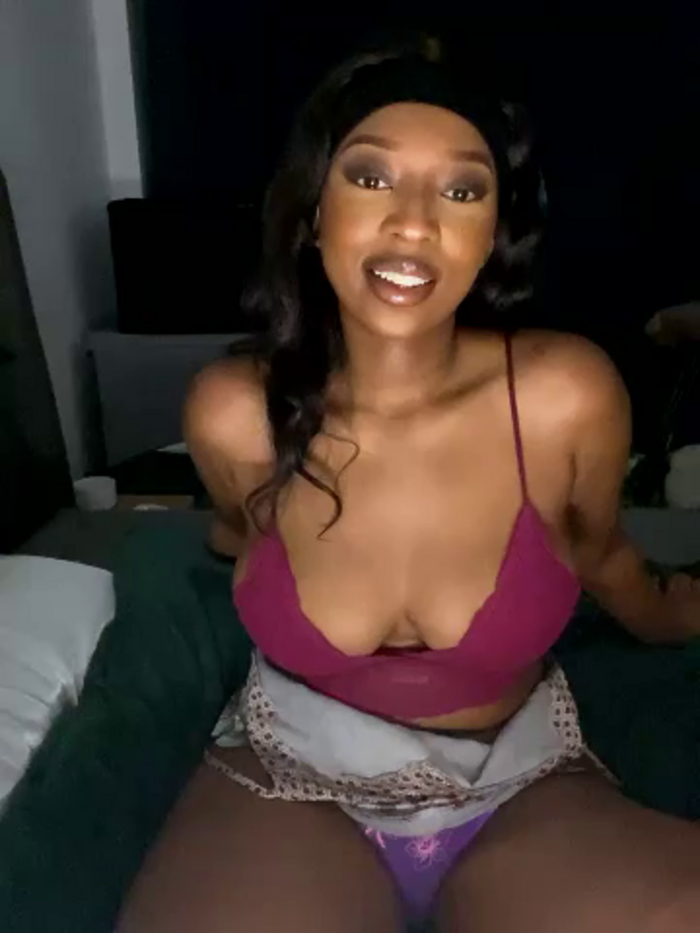 Queen_ellz