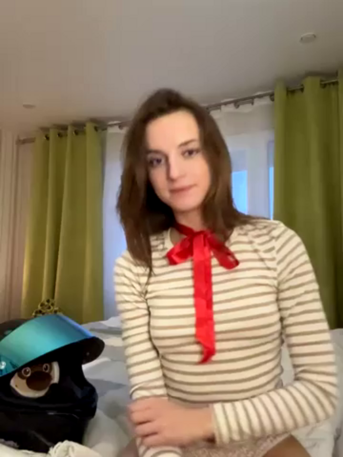 -AngelAri-