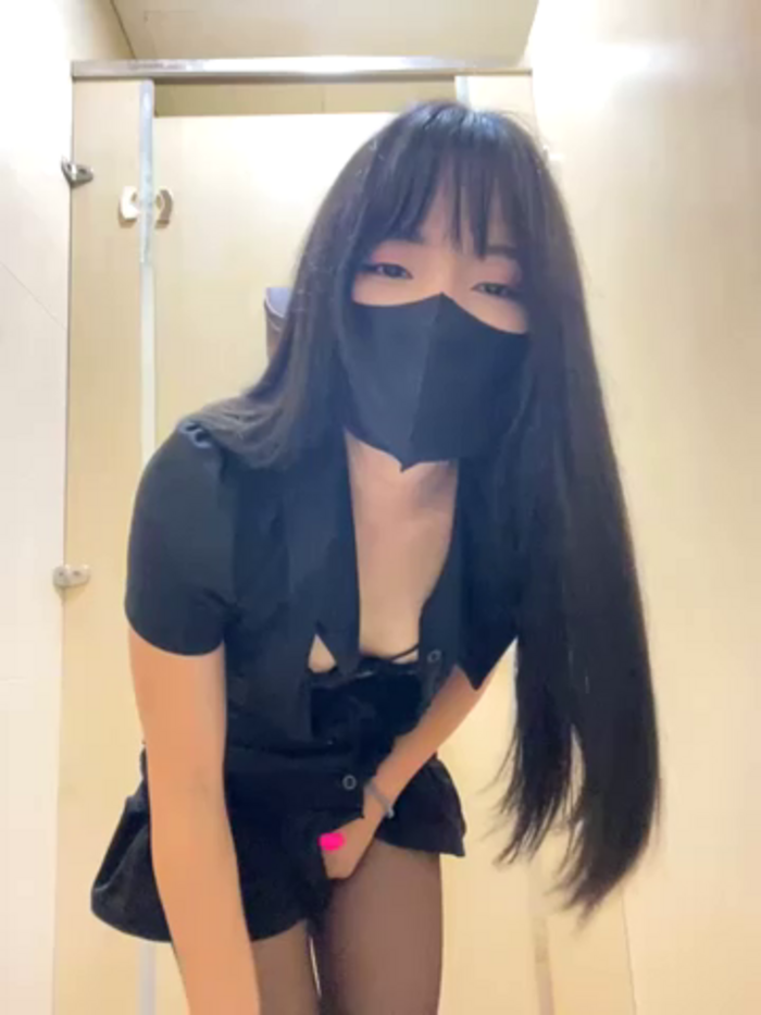 Asia-Lynn