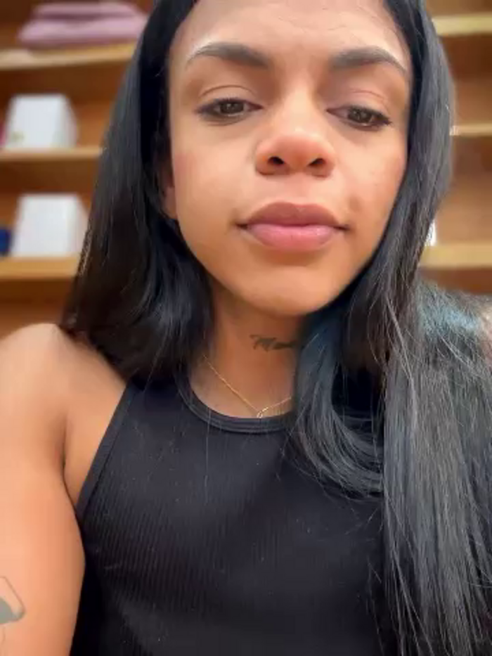 Charly_