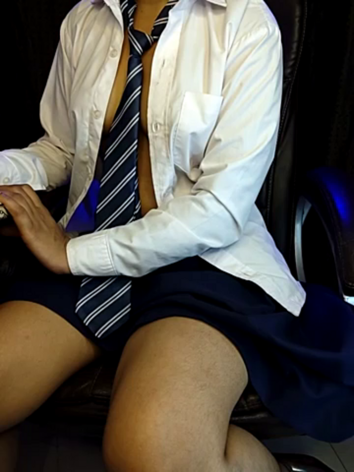 SCHOOL_Girl_0
