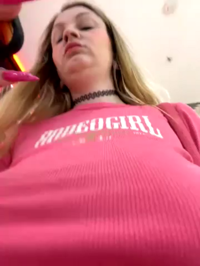 Teya_moon_