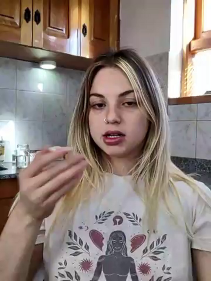 Elnonoykeila77