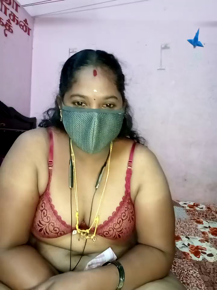 tamilvillagecouple1