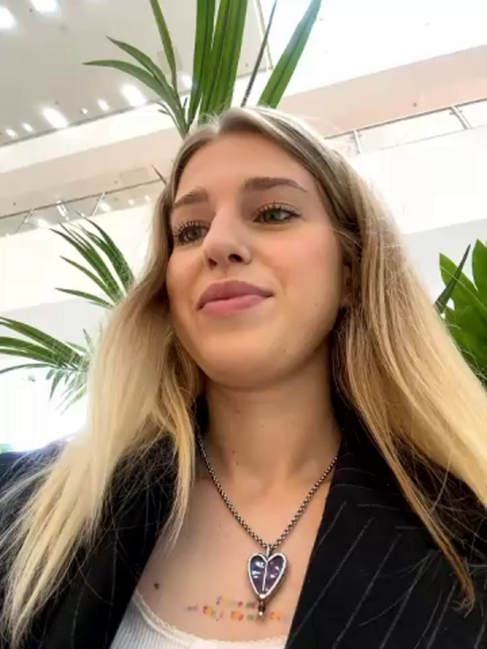 Kira_Miu