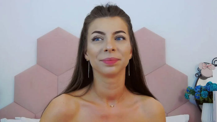 MiaEthan