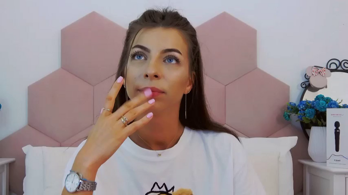 MiaEthan