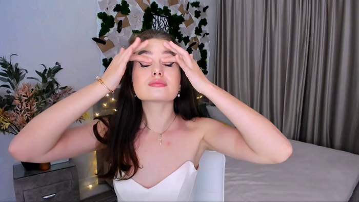 MiracleCurly