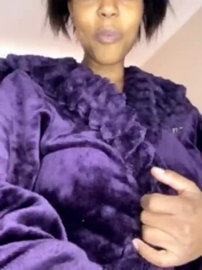 2024/06/29/stripchat-tamia_98-09-25-16