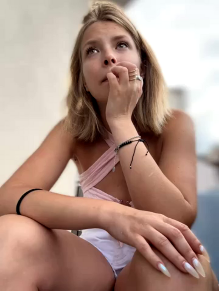 AnastasiaAniess