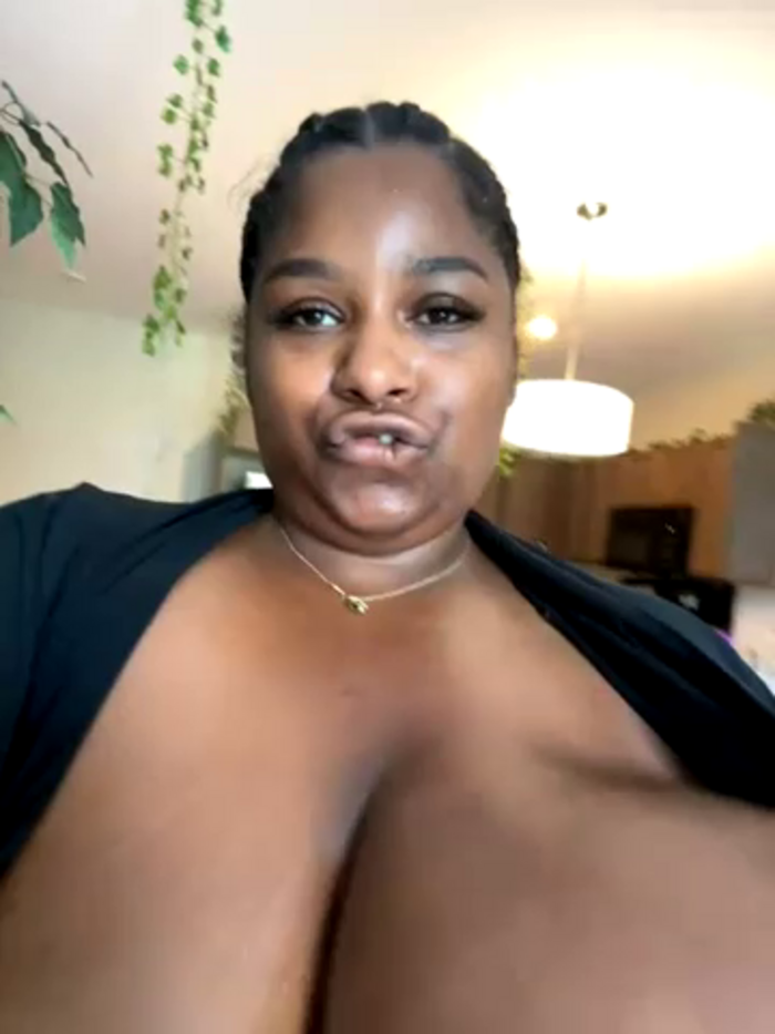 BigFineSelena