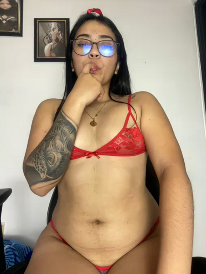 SaritaHot_69