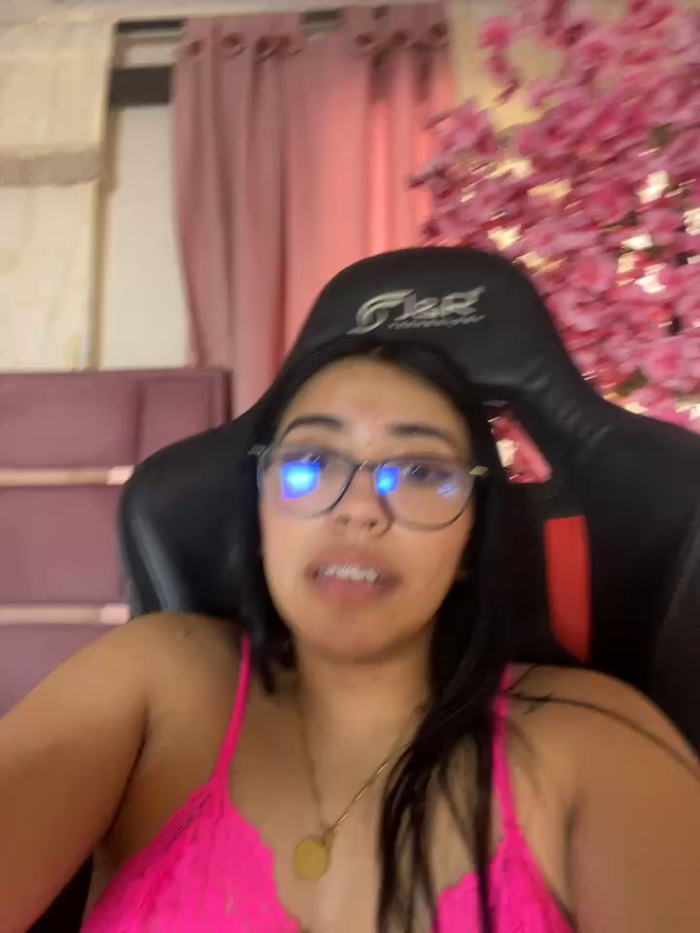 SaritaHot_69
