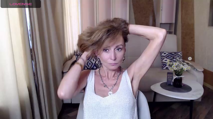 HornyMilf_777