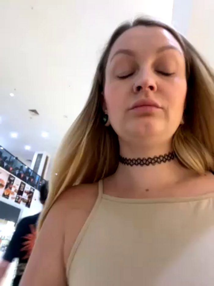 Teya_moon_