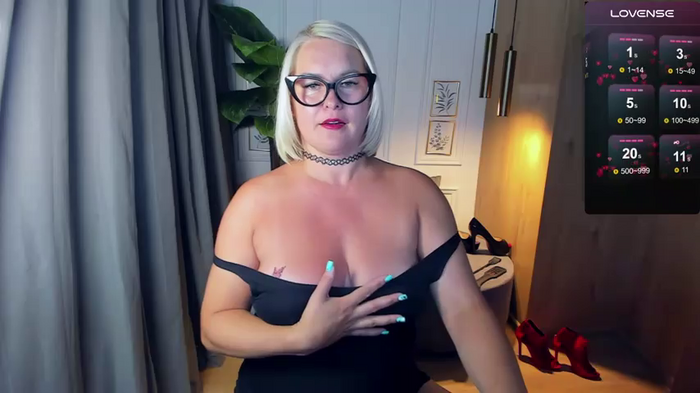 YolandaKiss