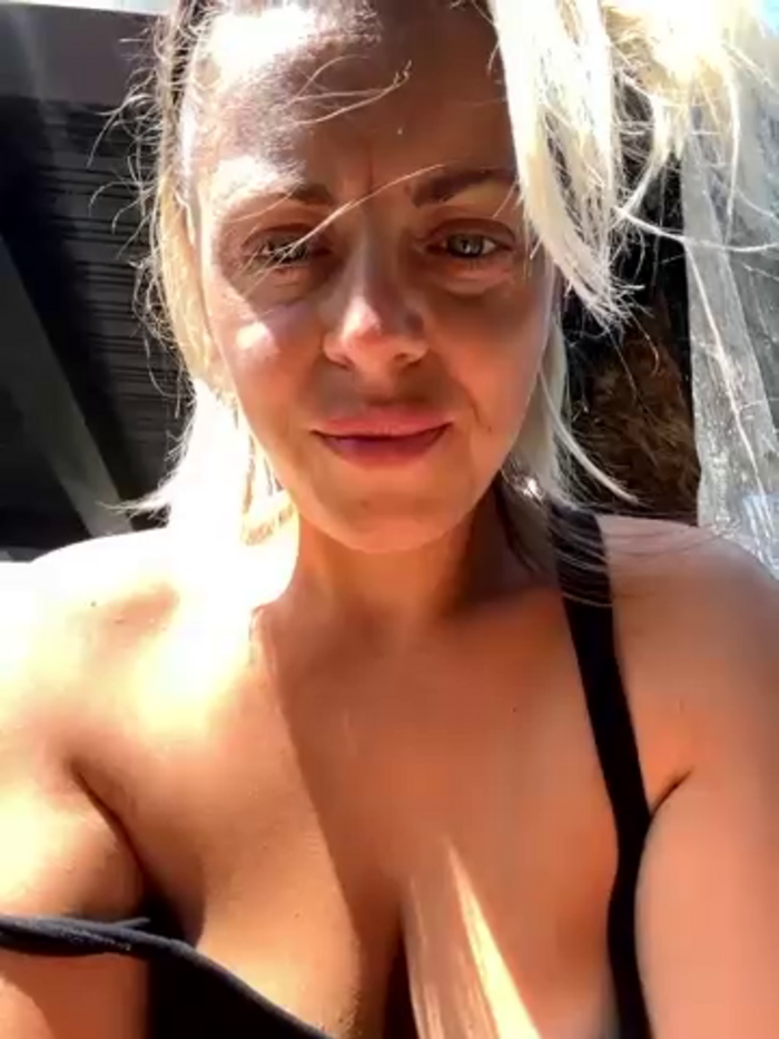 ladywithbigass