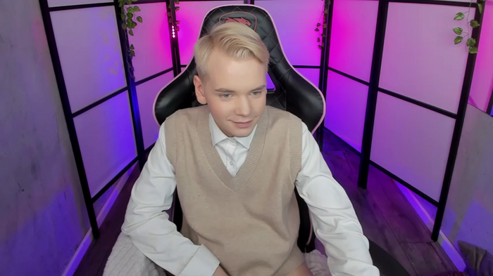 Cameron_Dean