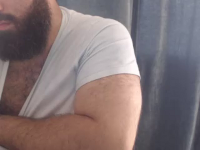 hugemachohandsome