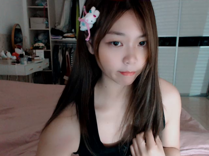 -Lucky_Girl