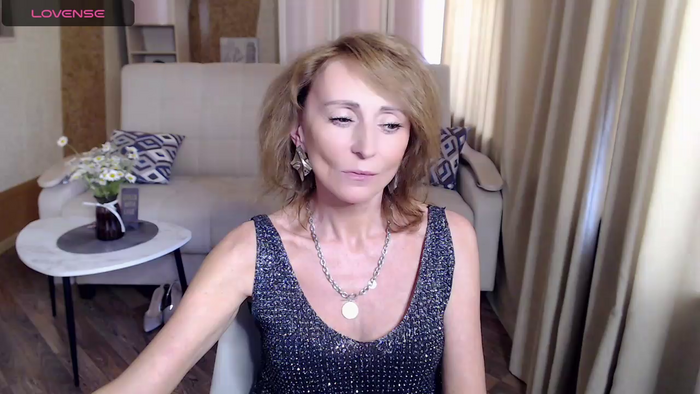 HornyMilf_777