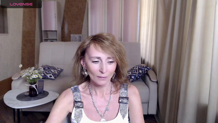 HornyMilf_777