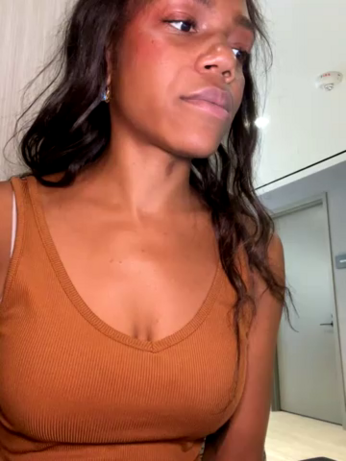 LeenaxIna