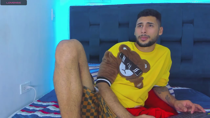 Adam_bigcock_