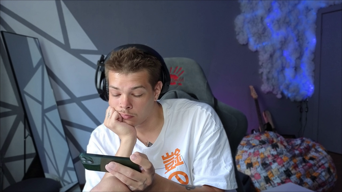 DENIS_HERE