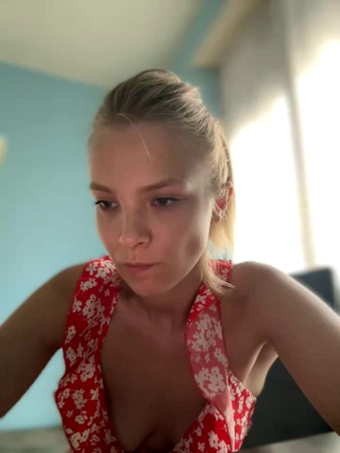 AnastasiaAniess