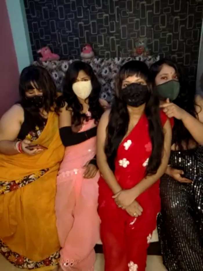 Indian_hotmilfs