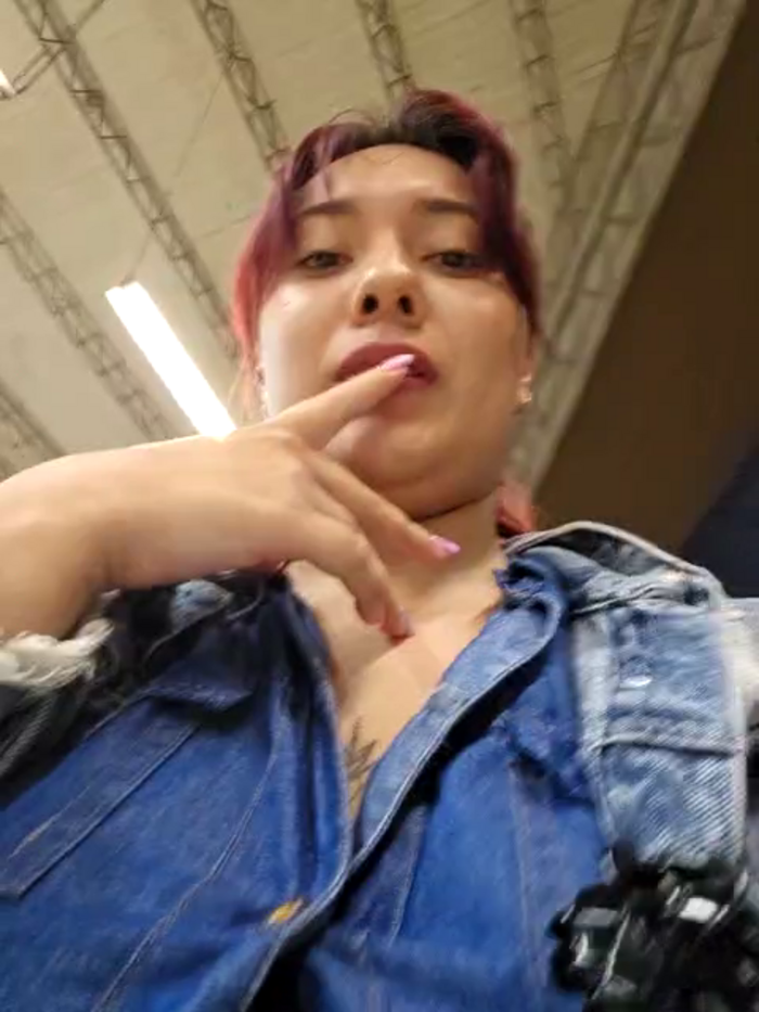 Blushing_Katy