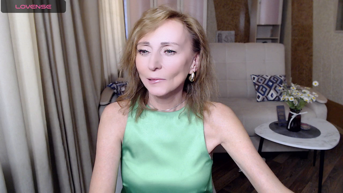 HornyMilf_777