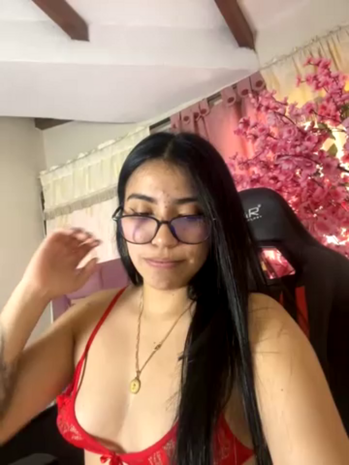 SaritaHot_69