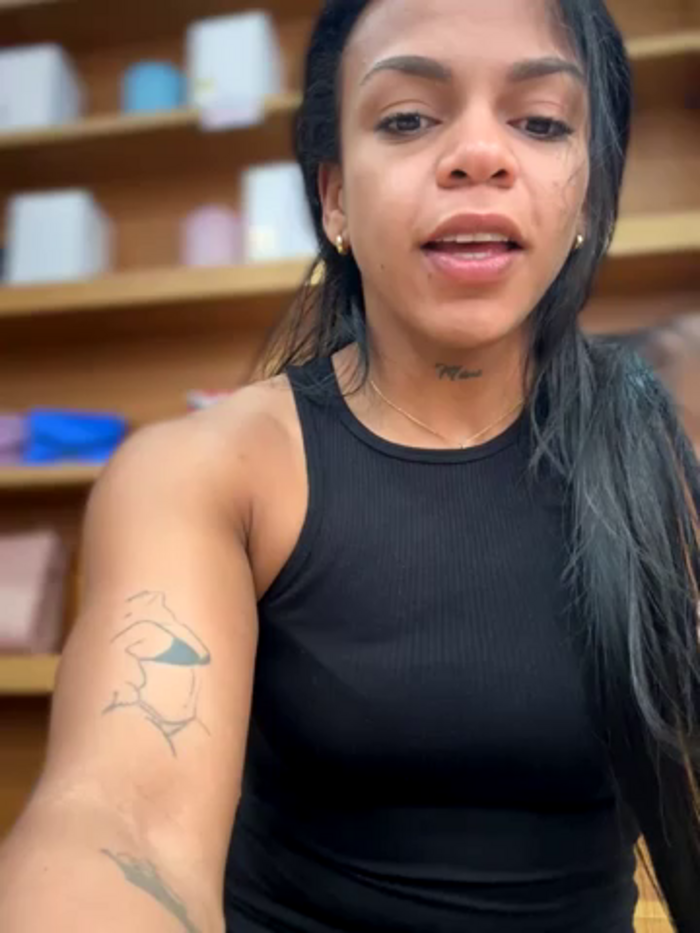 Charly_