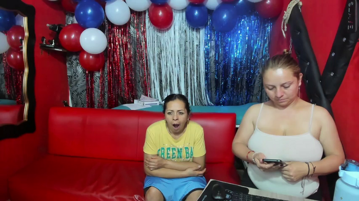 lesbiancuple