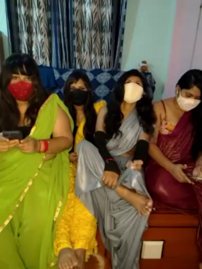 Indian_hotmilfs