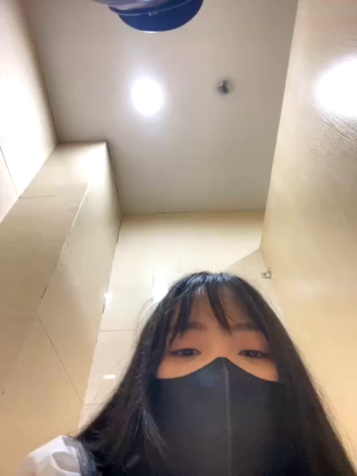 Asia-Lynn