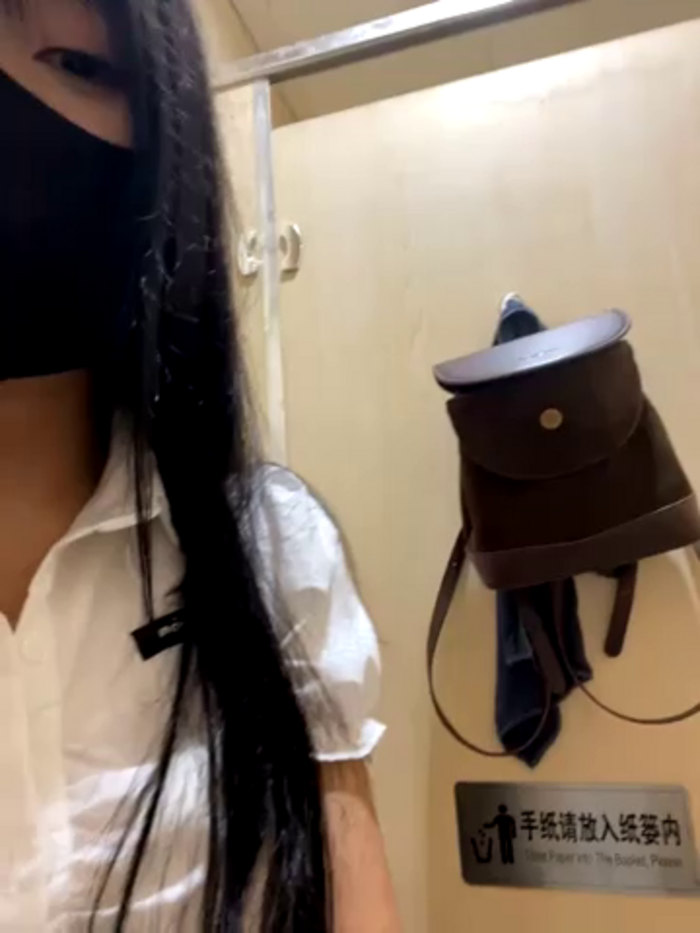 Asia-Lynn