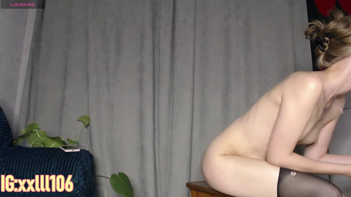 Naomi_Girly