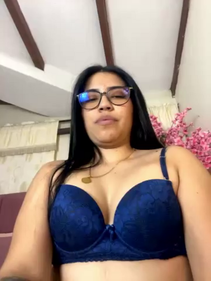 SaritaHot_69