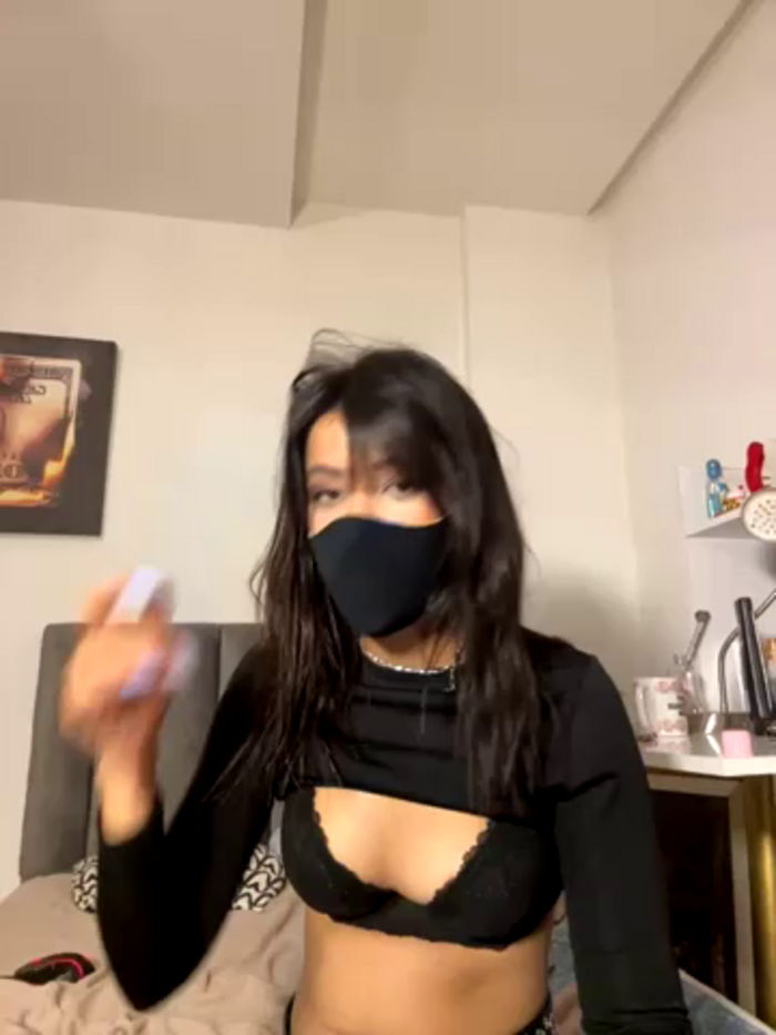 Yasminaa_