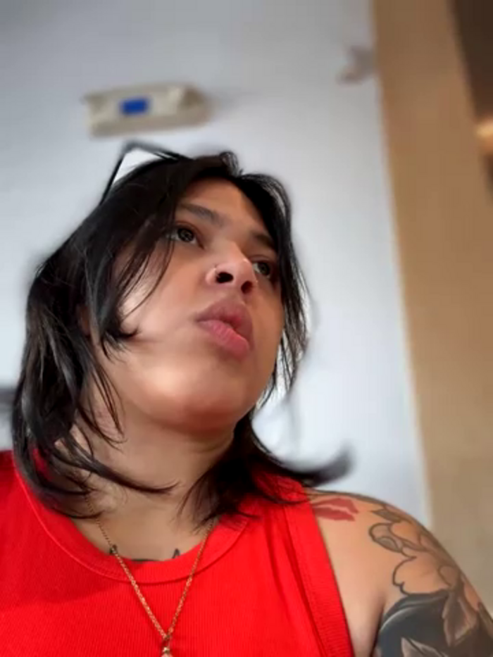 miacanela_xo