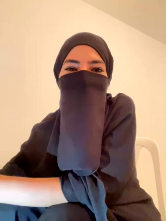 Hijabi_HotGirls