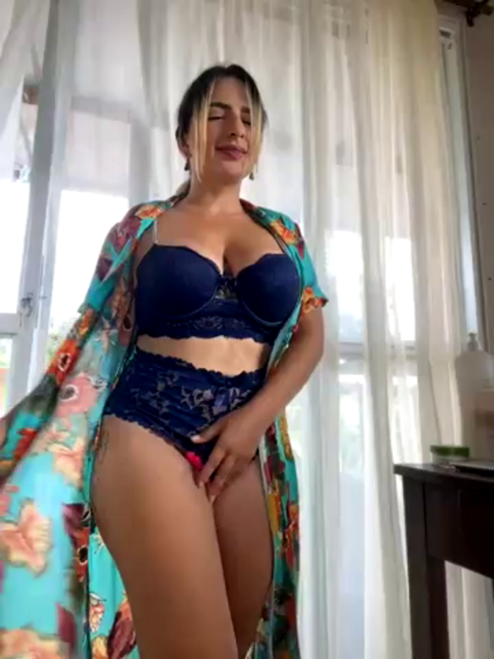 sammyqueenx21