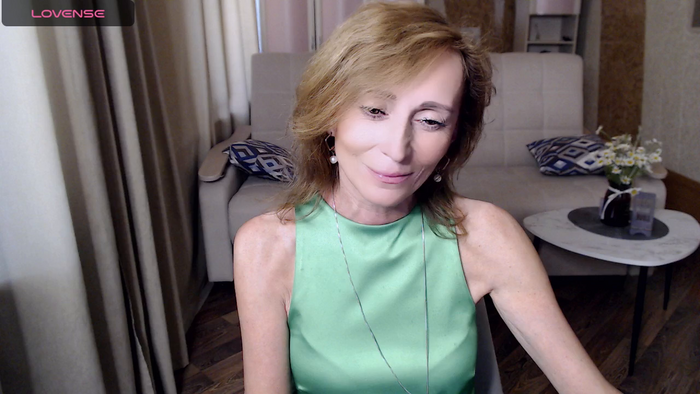 HornyMilf_777
