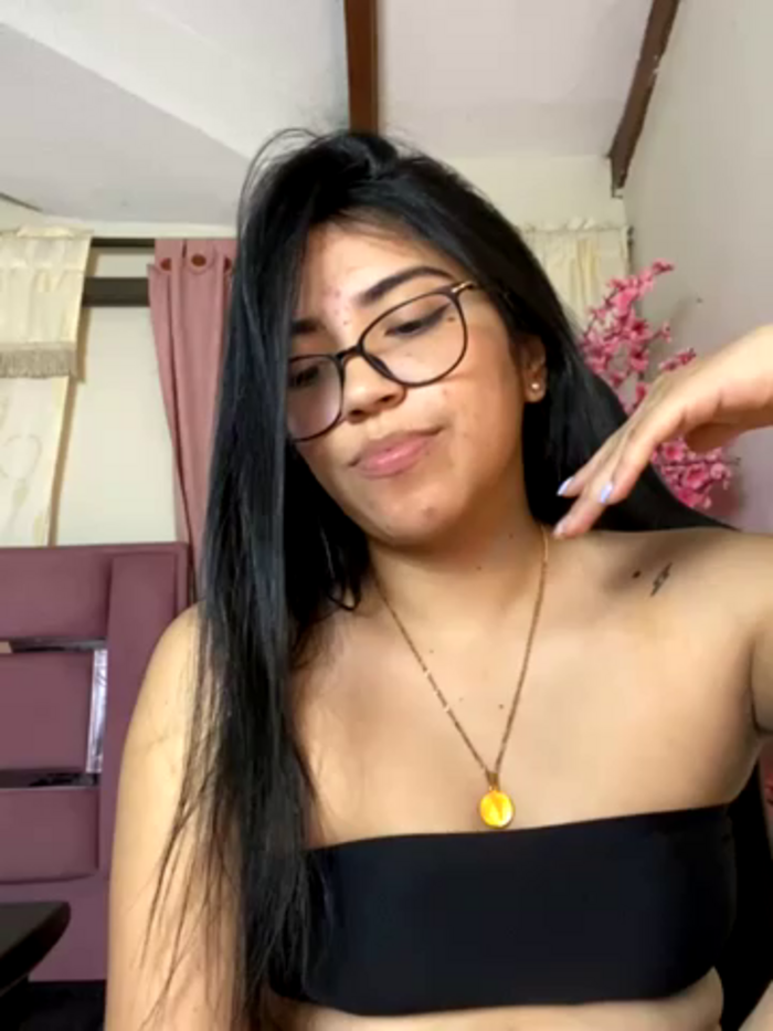 SaritaHot_69