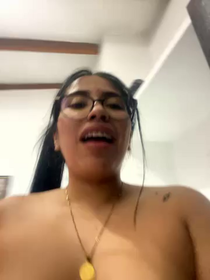 SaritaHot_69